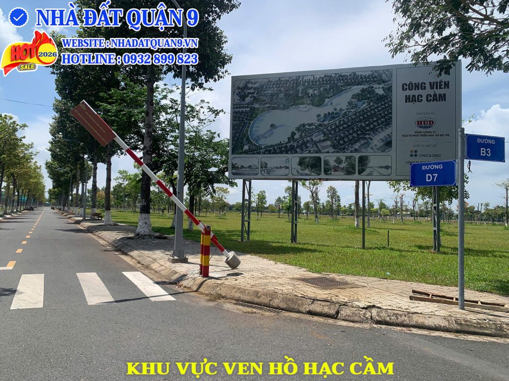 Biệt thự Ba Son đối diện bờ hồ Hạc Cầm